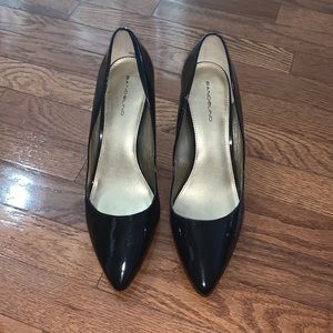 Black Bandolino pumps